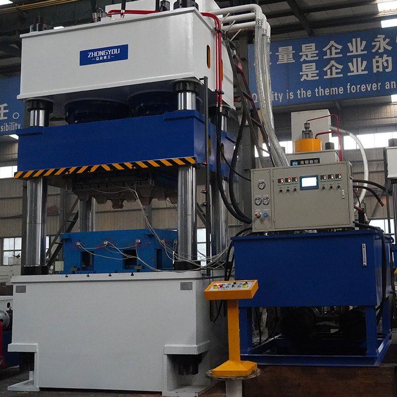 1250-ton Coconut Shell Pallet Press